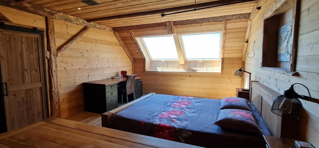 Chambres D'Hotes Le Repere Des Anges Et Spa Larnod Zewnętrze zdjęcie